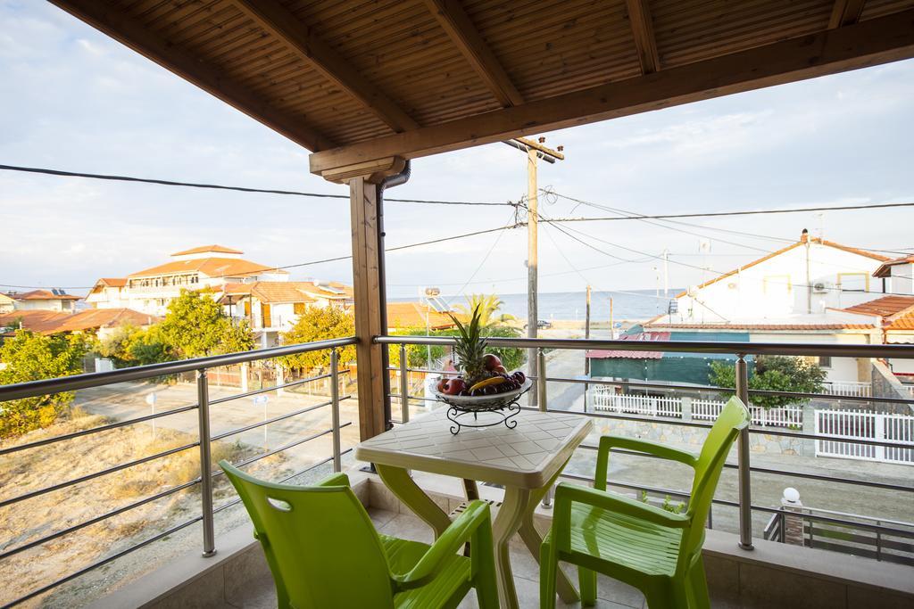 Αmalia Lux Villas Nea Vrasna Exterior photo